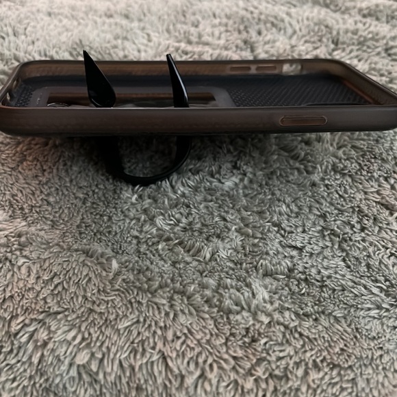 Loopy Case (Sparkle Black for iPhone 11 ProMax) - Picture 4 of 4